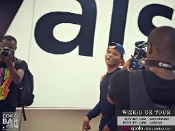 WIZKID HAPPY TO FIND MISSING NECKLACE