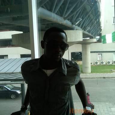 @d airport.
