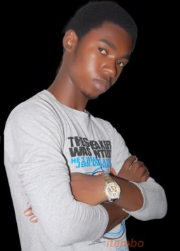 Horlly D {Komole}