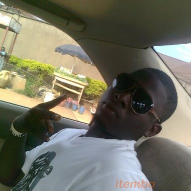 am so green ft milez